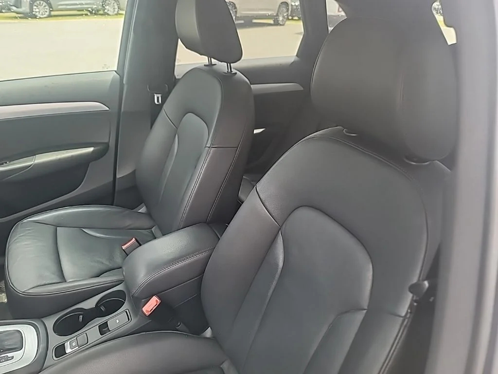 Used 2016 Silver Audi 2.0T Prestige image 13