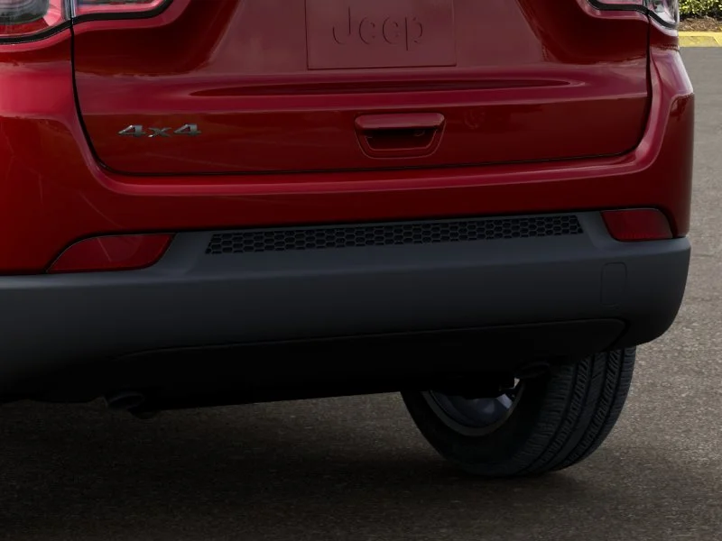 New 2026 Red Hot Pearl-Coat Exterior Paint Jeep Latitude image 43
