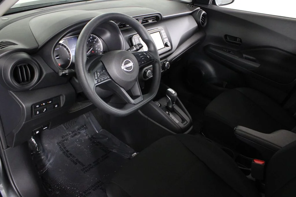 2025 Nissan KICKS PLAY Base - Photo 19