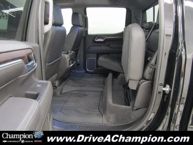 Used 2022 Onyx Black GMC SLT image 24