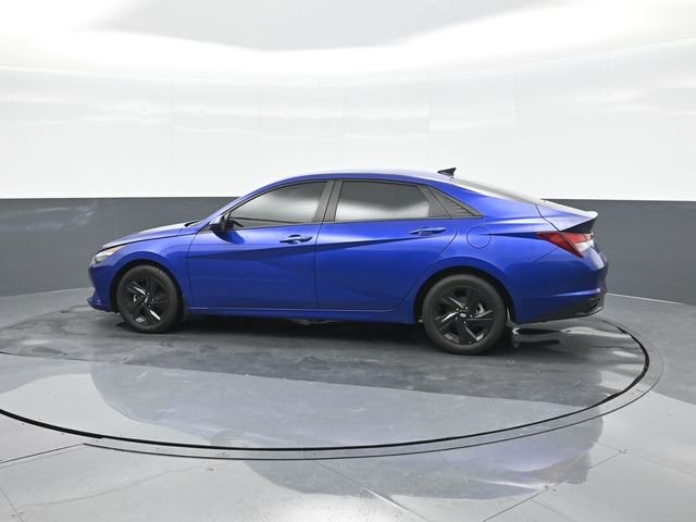 Used 2023 Blue Hyundai SEL image 5