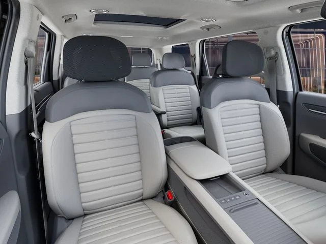 New 2026 Ebony Black Kia Land image 15