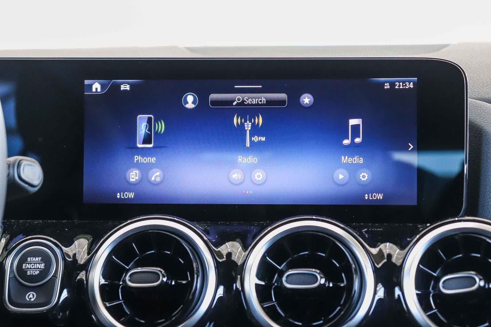 New 2026 Cirrus Silver Metallic Mercedes-Benz GLA 250 image 16