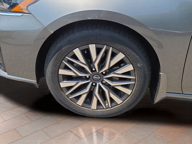 Used 2023 Gray Nissan 2.5 SV image 22