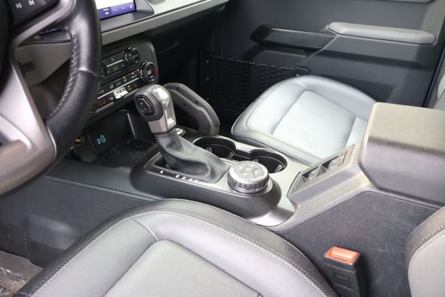 Used 2024 Gray Ford Everglades image 15