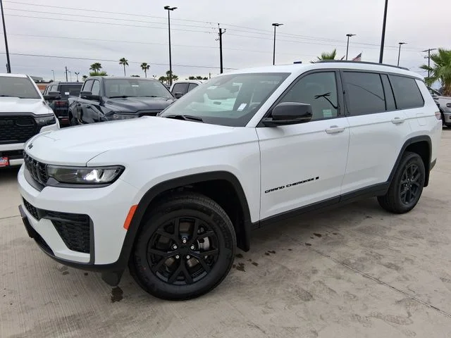 New 2026 Bright White Clear-Coat Exterior Paint Jeep Altitude image 3
