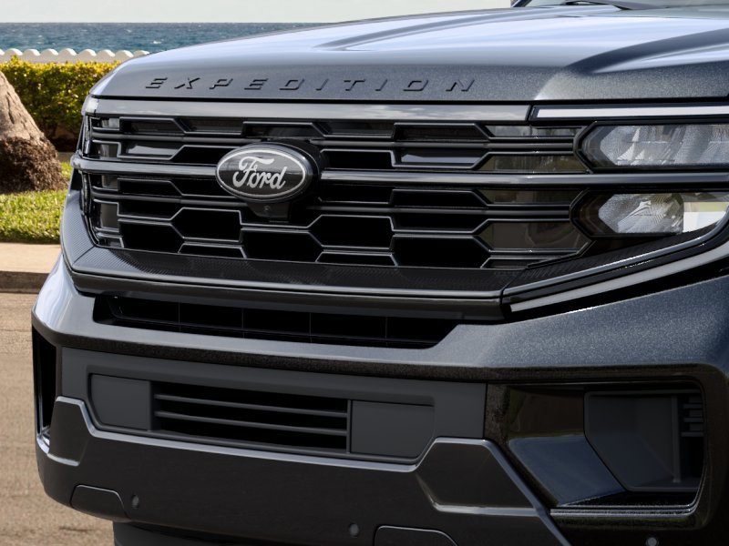 New 2027 Agate Black Metallic Ford Platinum image 17