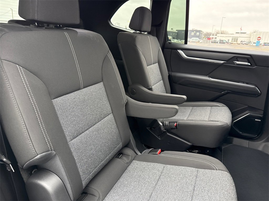 2026 GMC ACADIA - Image 36