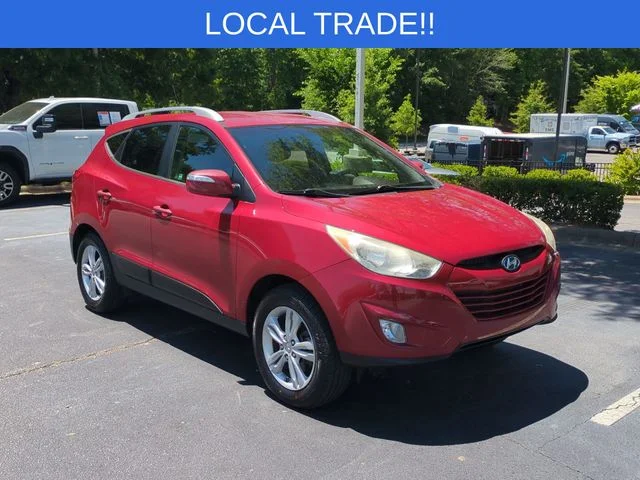 Used 2013 Red Hyundai GLS image 7