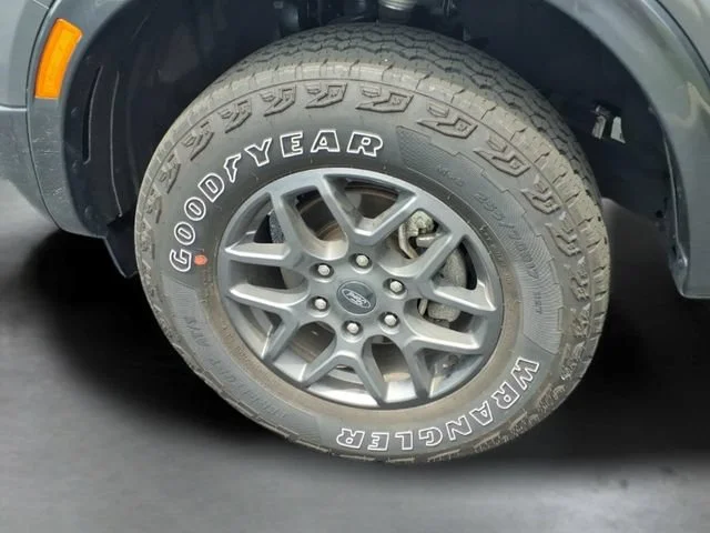Used 2024 Gray Ford XLT image 19