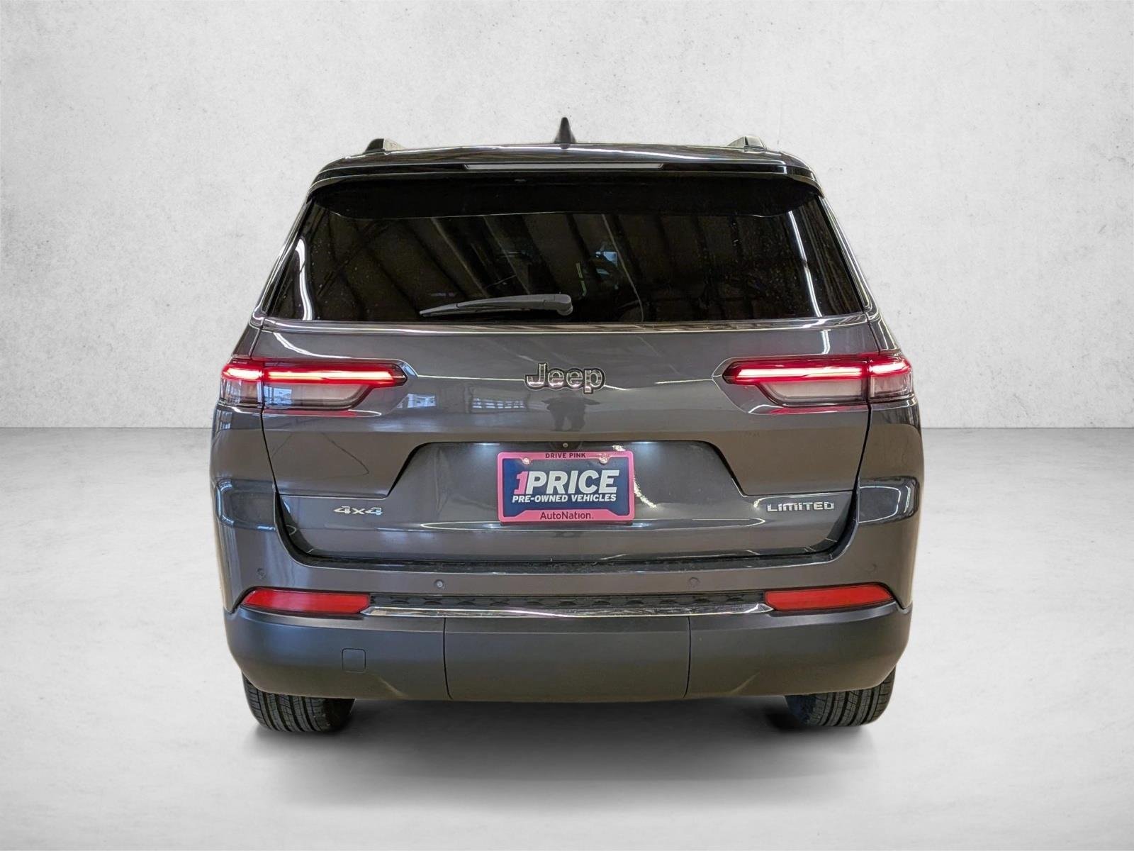 Used 2023 Baltic Gray Metallic Clearcoat Jeep Limited image 6