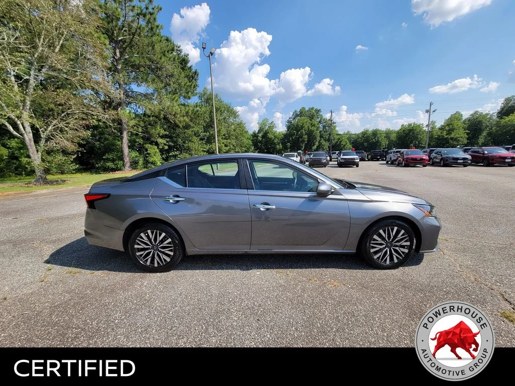 Used 2023 Gray Nissan 2.5 SV image 7