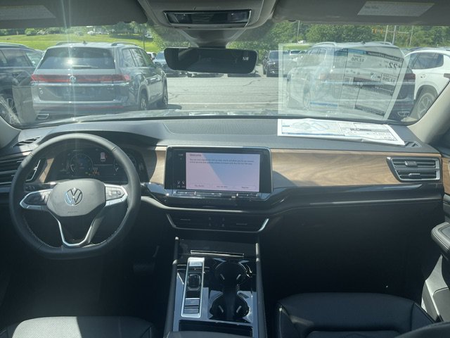 New 2026 Pure Gray Volkswagen 2.0T SE W/TECHNOLOGY image 5