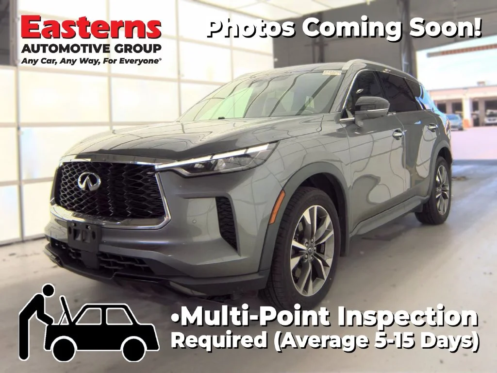 Used 2023 Gray INFINITI LUXE image 1