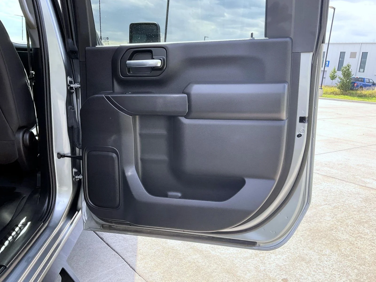 Used 2024 Gray Chevrolet Custom image 21