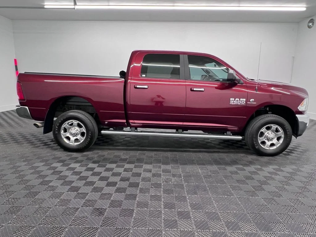 Used 2018 Delmonico Red Pearlcoat Ram Big Horn image 8