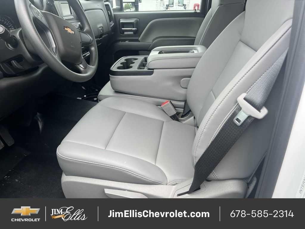 New 2024 Summit White Chevrolet Work Truck image 9