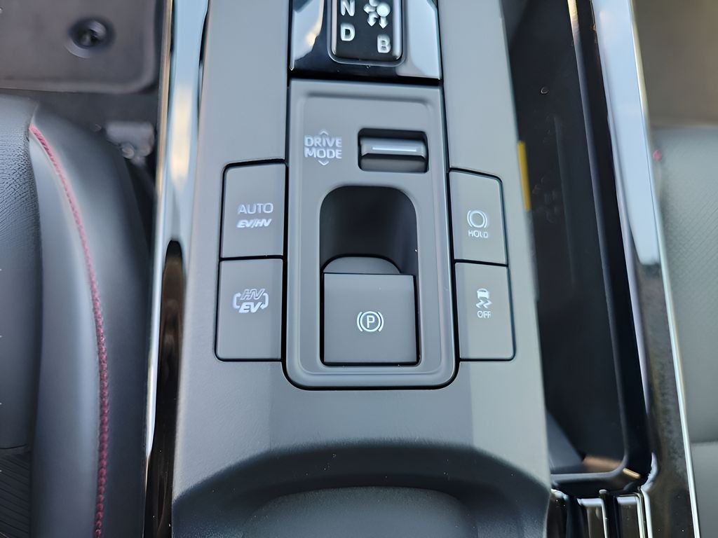 2026 Toyota Prius Plug-in Hybrid XSE - Photo 20