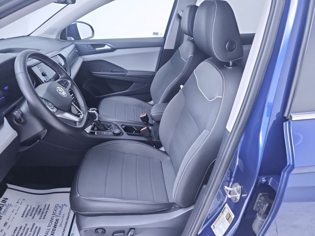 2024 Volkswagen Taos SE - Photo 11