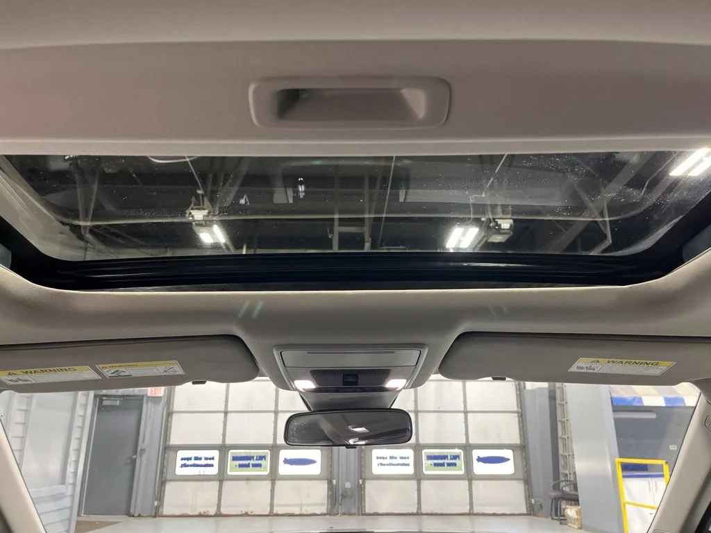 Used 2026 Urban Gray Pearl Honda EX image 28
