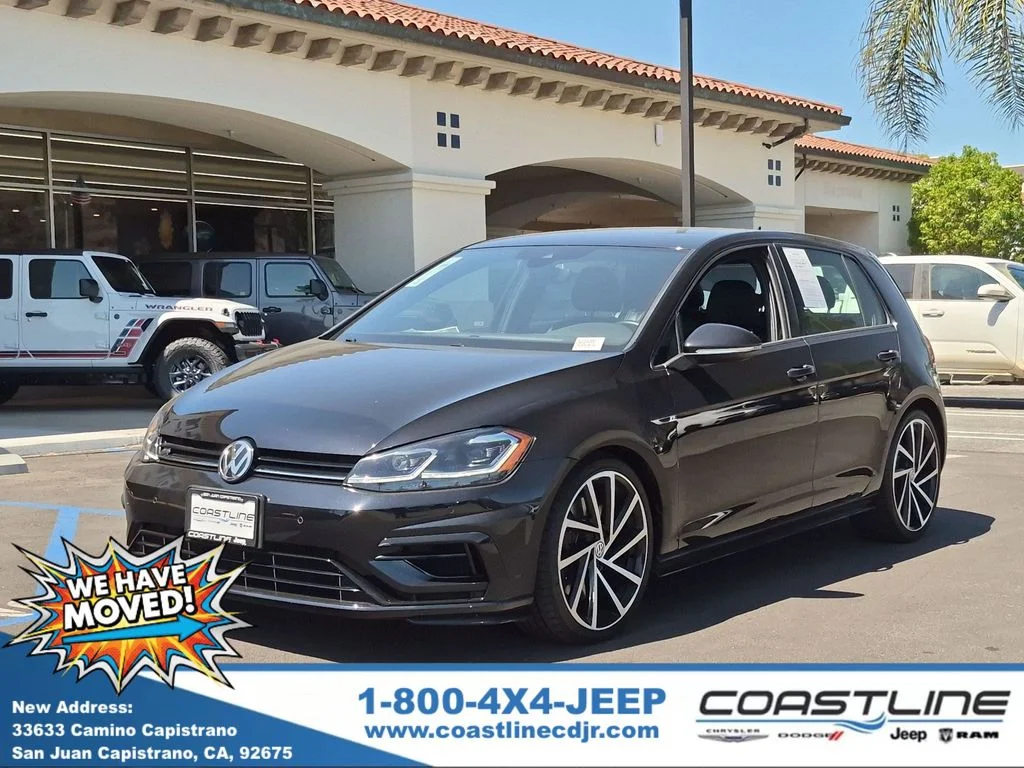 Used 2018  Volkswagen DCC & Navigation 4Motion image 1