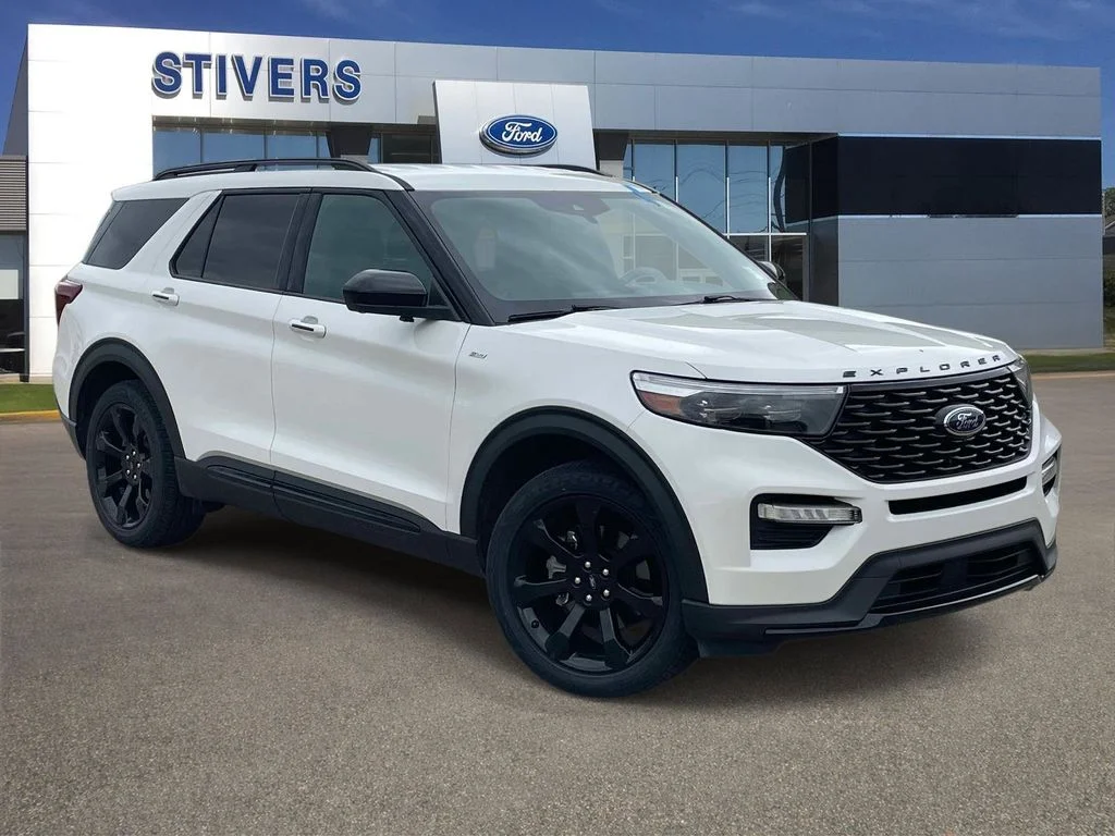 2023 Ford Explorer ST-LINE RWD's photo