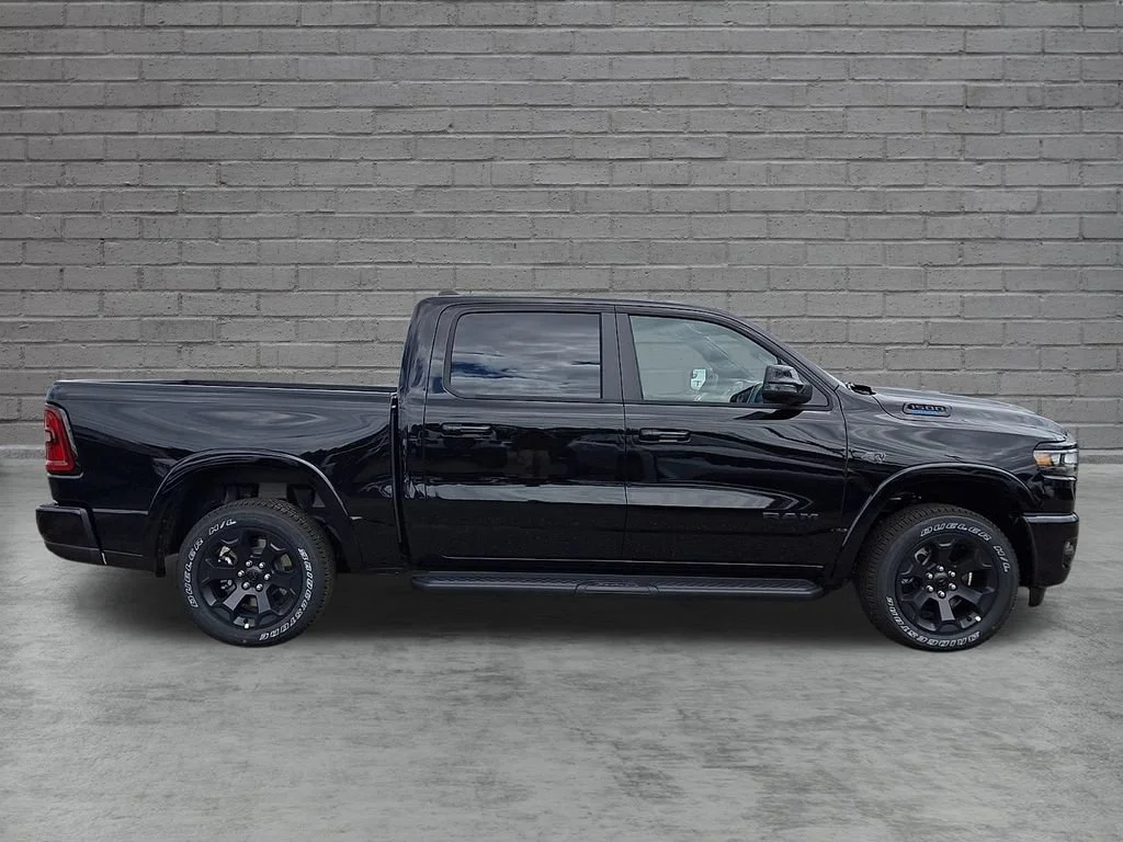 New 2027 Diamond Black Crystal Pearlcoat Ram Big Horn image 9
