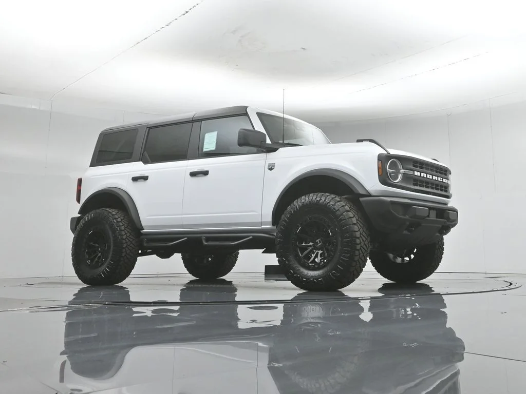 New 2026 White Ford Big Bend image 3