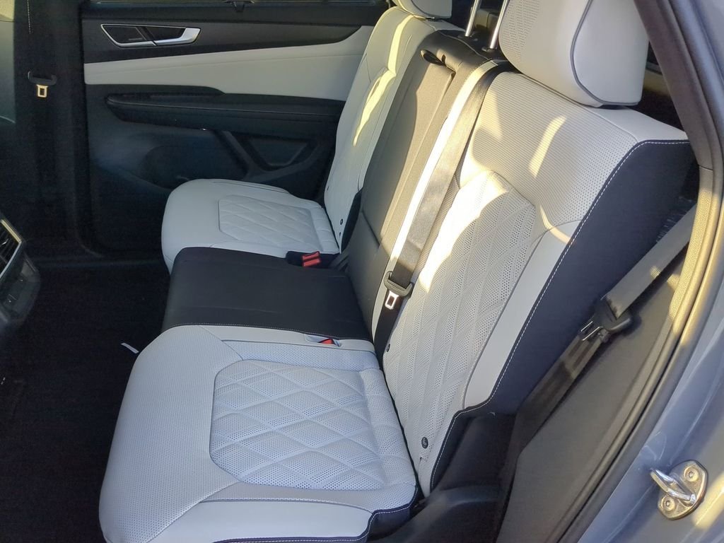 2026 Volkswagen Atlas Cross Sport SEL Premium R-LINE - Photo 18