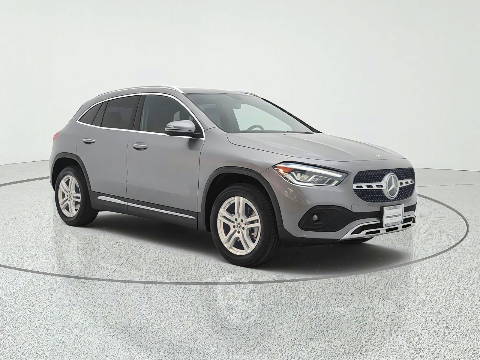 Used 2023 Mountain Grey Metallic Mercedes-Benz GLA 250 SUV image 3