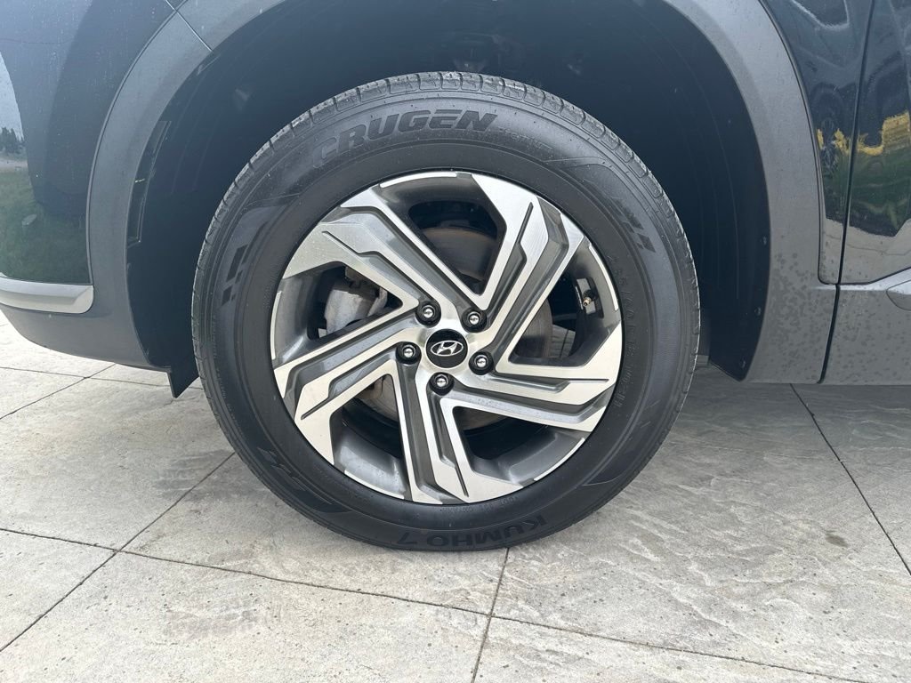 Used 2023 Black Hyundai SEL image 7