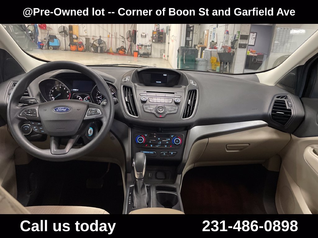 Used 2018 Gold Ford SE image 17