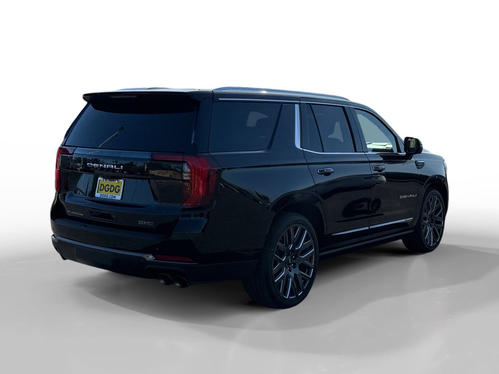 2025 GMC Yukon Denali Ultimate - Photo 5