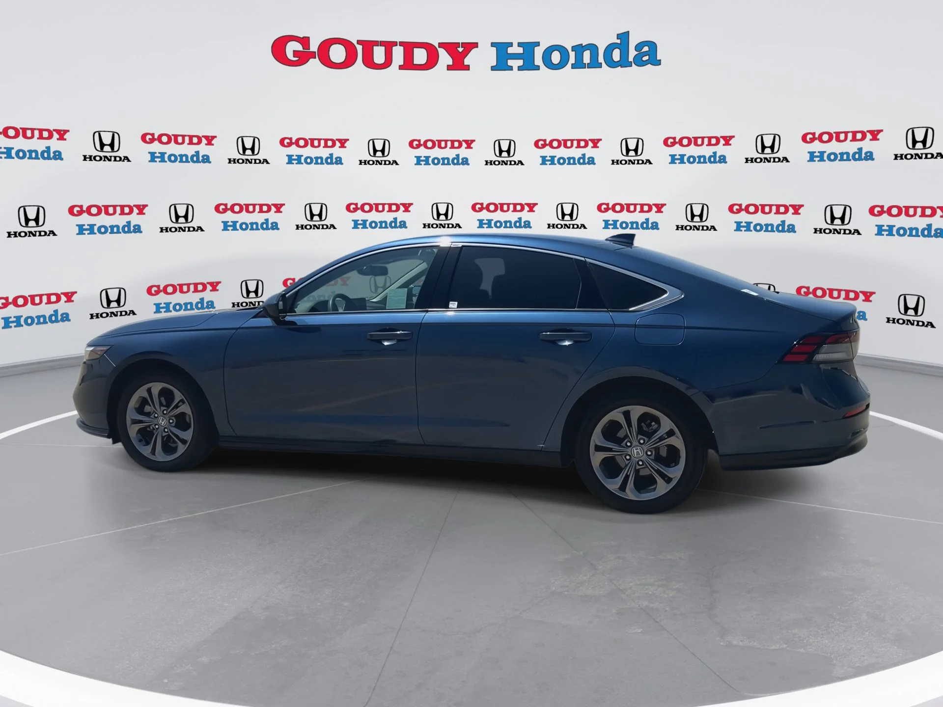 2024 Honda Accord EX - Photo 32