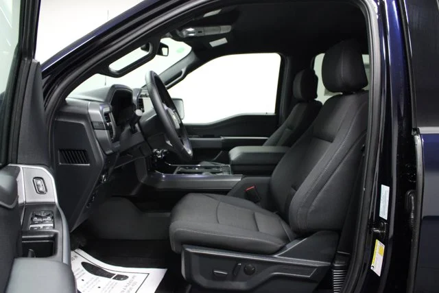 New 2026 Carbonized Gray Metallic Ford F-250® Lariat® image 34