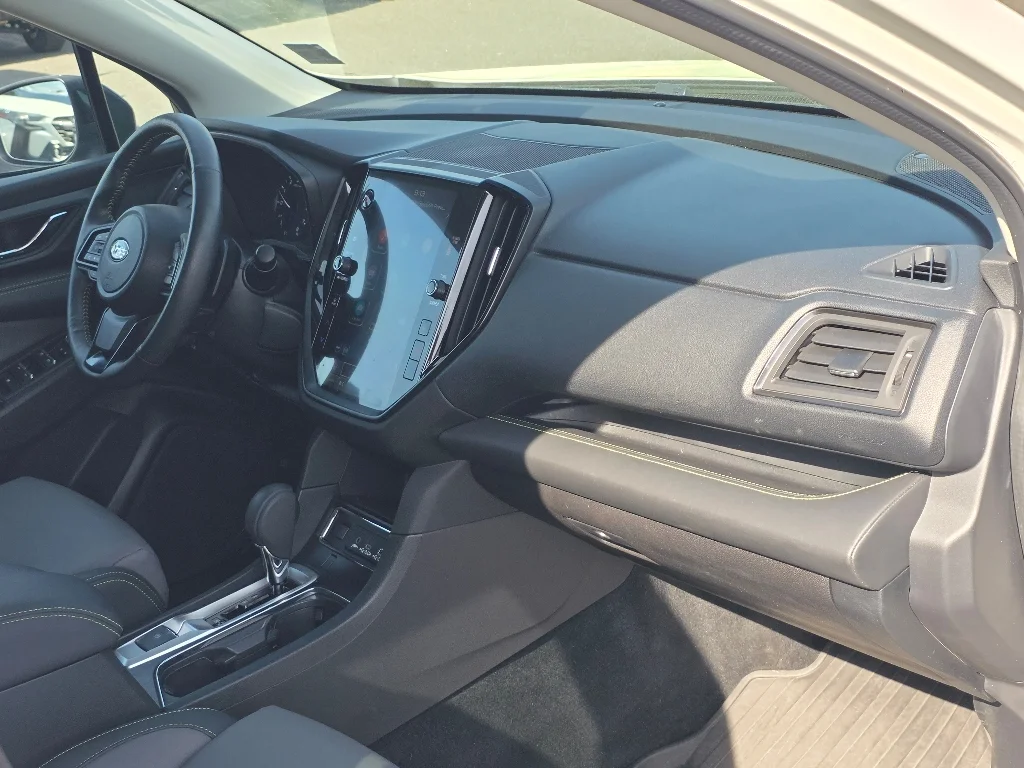 Used 2023 Crystal White Pearl Subaru Onyx Edition image 21