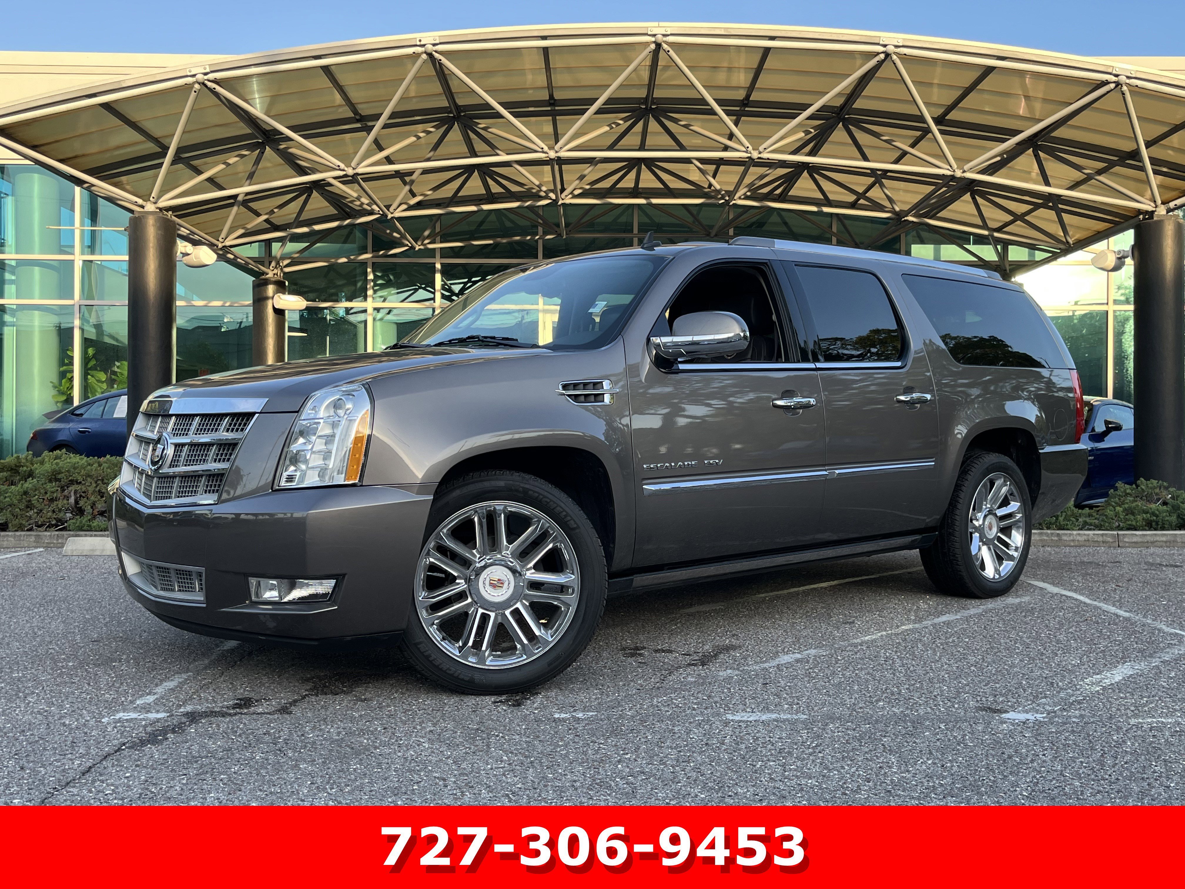 2013 Cadillac Escalade ESV 2WD Platinum Edition's photo
