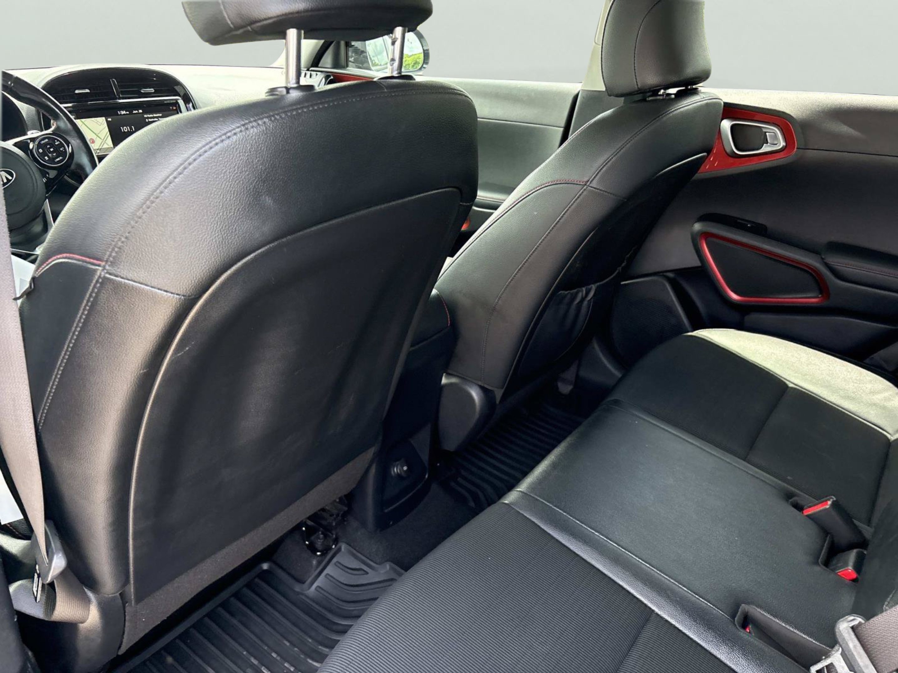 Used 2021 Gravity Gray Kia Turbo image 15