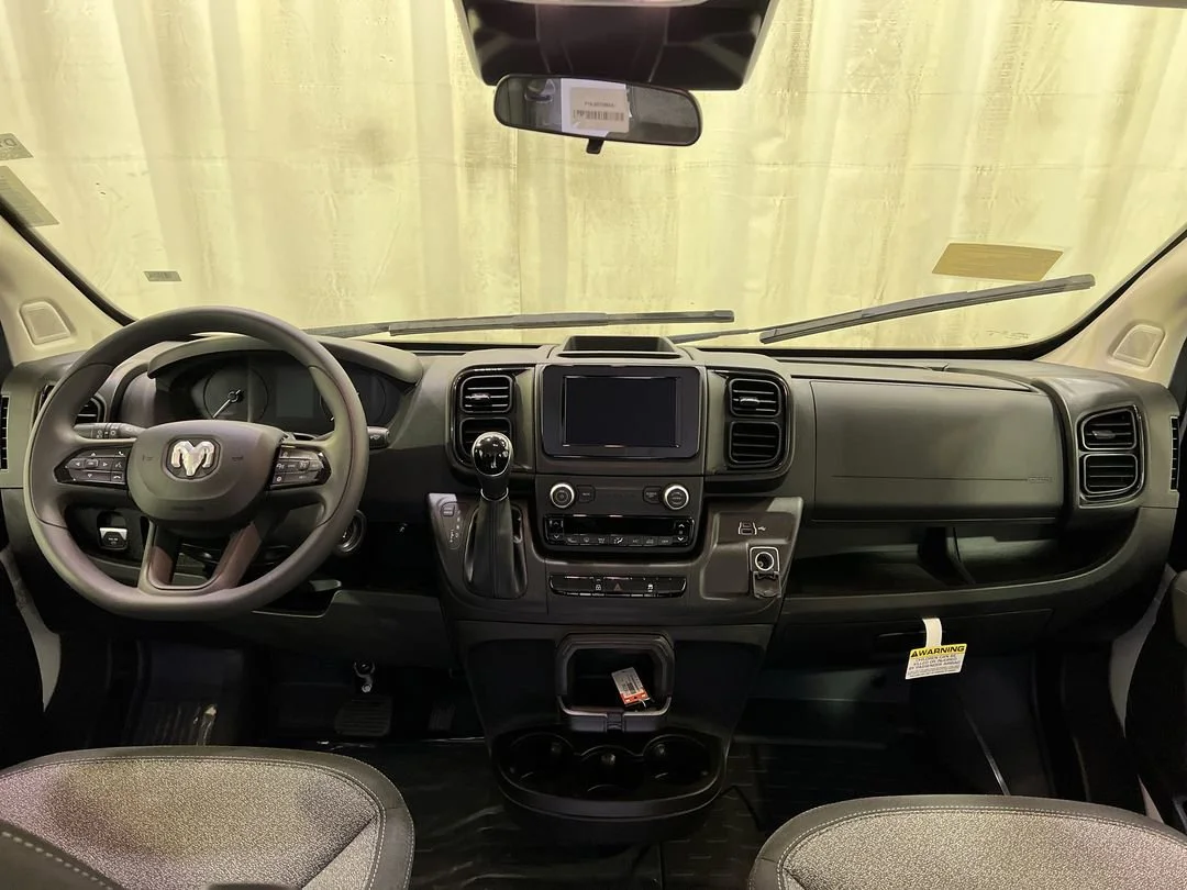 New 2026 Bright White Clear-Coat Exterior Paint RAM Tradesman 1500 Low Roof 136 WB w/Pass Seat image 12