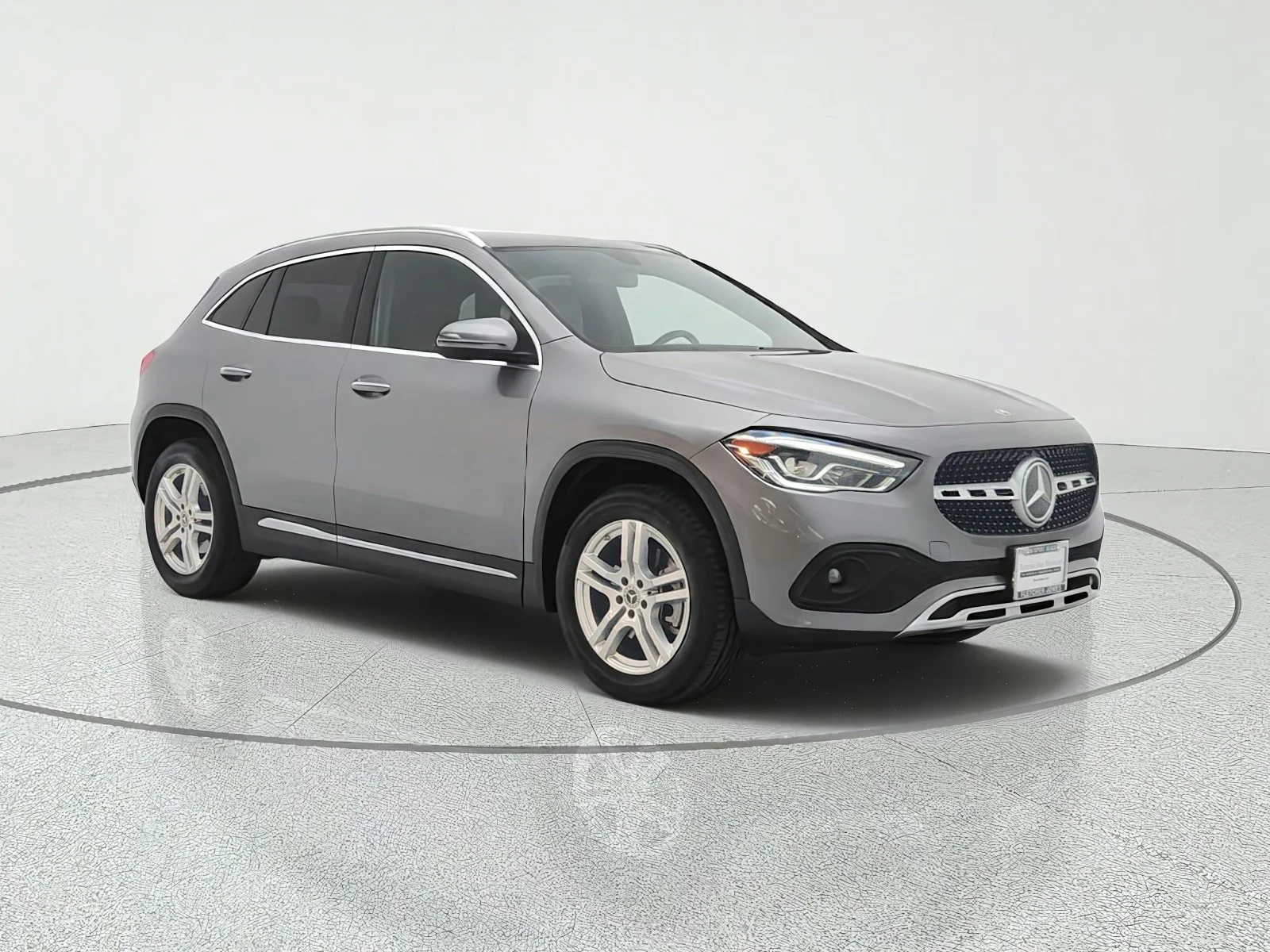 Used 2023 Mountain Grey Metallic Mercedes-Benz GLA 250 SUV image 3