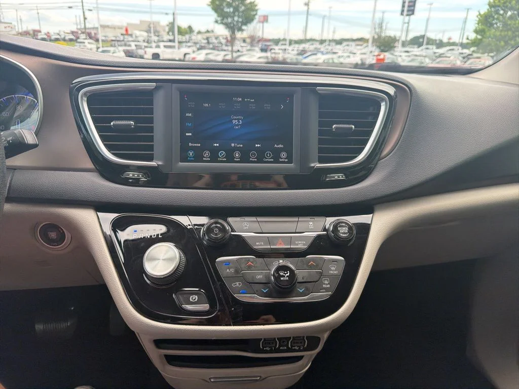 Used 2021 Black Chrysler LXI image 21
