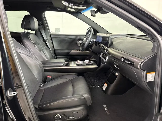 Used 2023 Black Genesis Advanced image 16