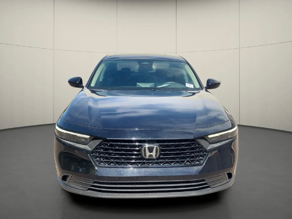 Used 2023 Black Honda LX image 2