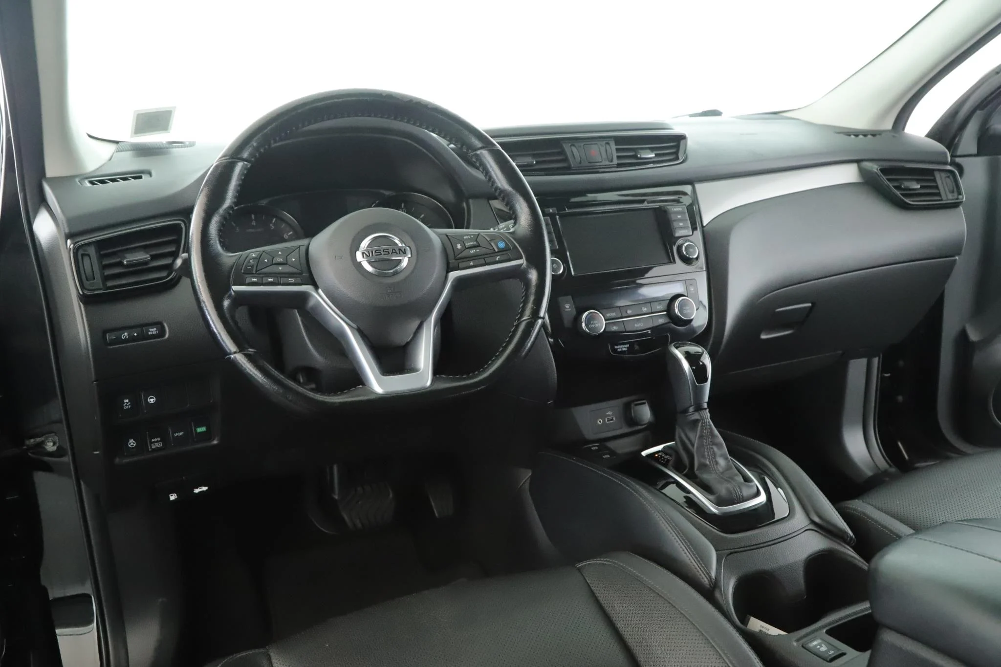 Used 2020 Nissan Rogue Sport SL with VIN JN1BJ1CW6LW391638 for sale in Amityville, NY
