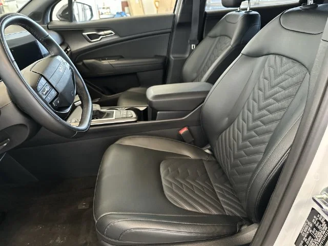 Used 2026 White Kia X-Line image 22