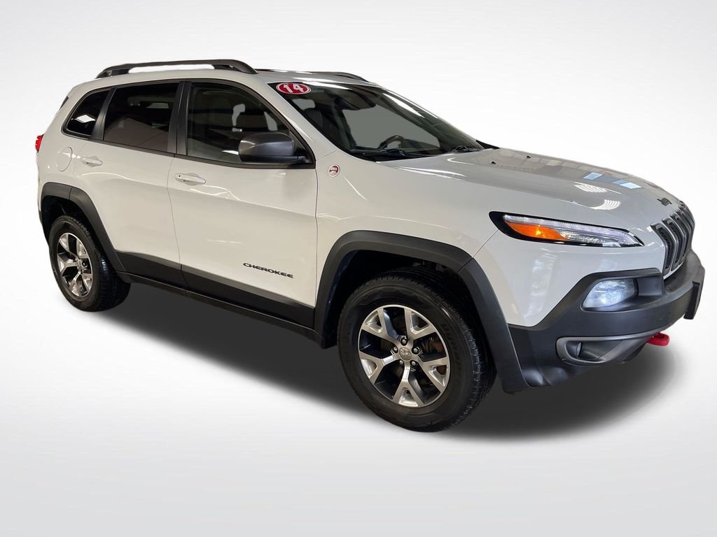 Used 2014 White Jeep Trailhawk image 8