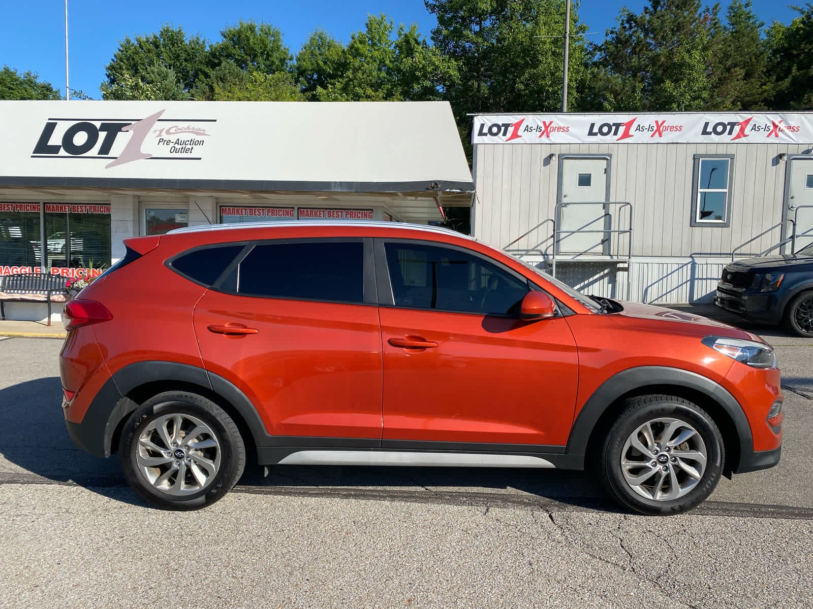 Used 2017 Sedona Sunset Hyundai SE image 8