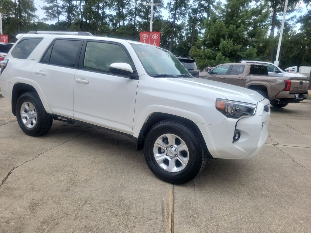 Used 2023 White Toyota SR5 image 10