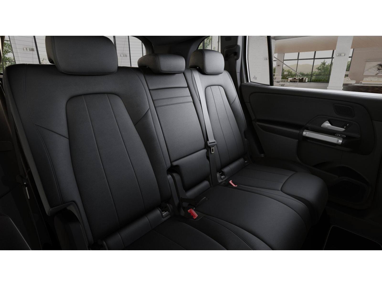 New 2026 Mountain Grey Metallic Mercedes-Benz GLB 250 image 17