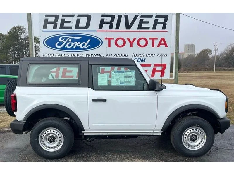 2025 Ford Bronco Base 4x4's photo